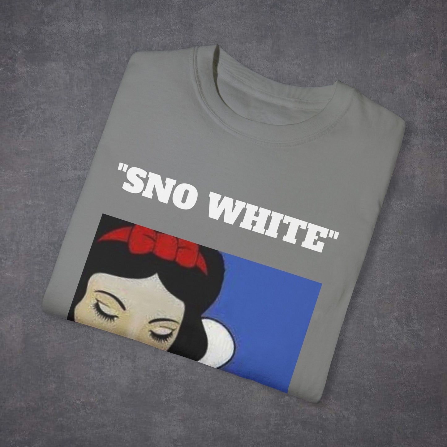 Sno White Graphic Unisex T-Shirt Multicolour