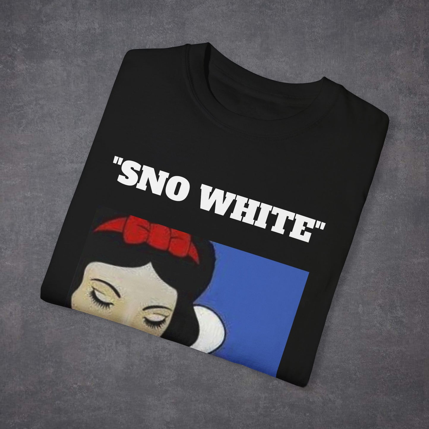 Sno White Graphic Unisex T-Shirt Multicolour